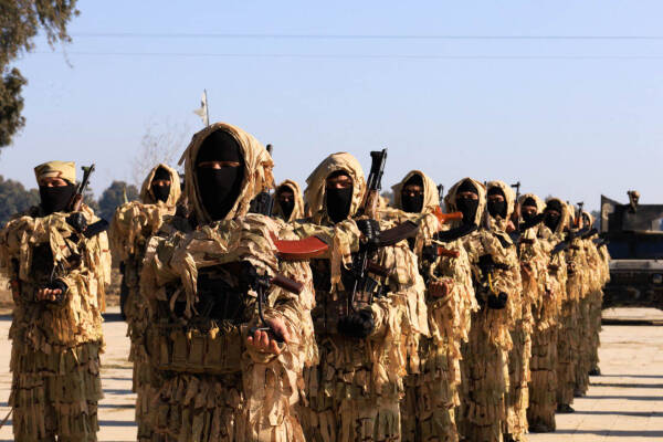 ANF | 100 commando fighters complete training course and join the SDF ranks