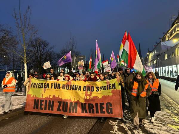 ANF | „Stoppt die dschihadistischen Angriffe auf Rojava!“